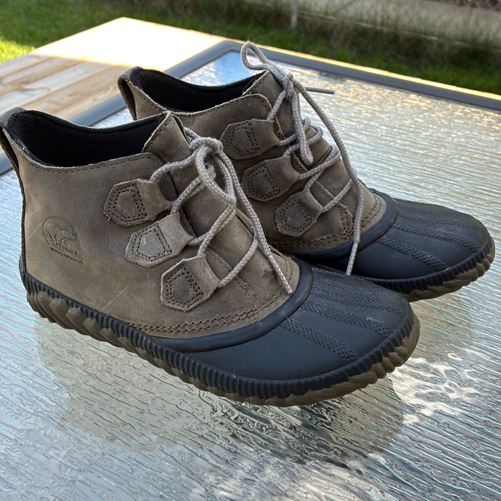 Sorel Women's Out 'N About Plus Duck Rain Winter Boots Size 7